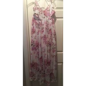 Floral backless maxi dress